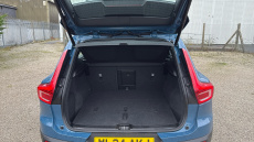 Volvo XC40 2.0 B4P Plus Dark 5dr Auto Petrol Estate